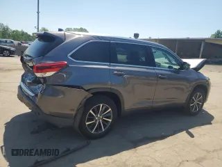 2017 Toyota Highlander XLE with VIN 5TDJZRFH9HS412874, listed as a Copart auction lot 62018815 with 109,212 mi miles and Salvage title. Bid and sale history available at DreamBid. Image 3.