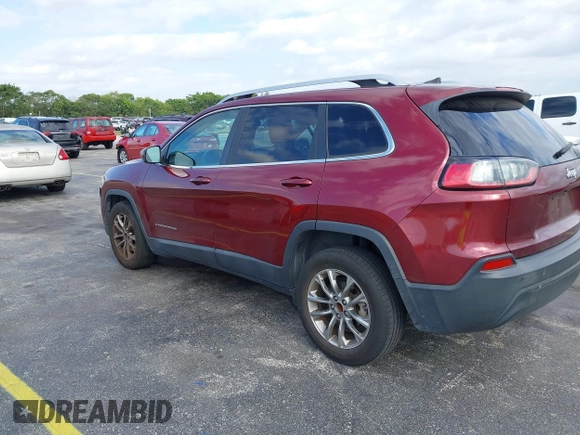 2019 Jeep Cherokee Latitude Plus with VIN 1C4PJLLB2KD331586, listed as a IAAI auction lot 41913175 with 92,563 mi miles. Bid and sale history available at carsss.com. Image 3.