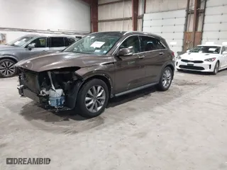 2019 Infiniti QX50 LUXE with VIN 3PCAJ5M36KF134096, listed as a IAAI auction lot 41851337 with 77,647 mi miles. Bid and sale history available at carsss.com. Image 2.