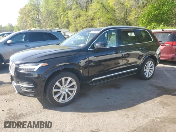 2016 Volvo XC90 T6 Inscription z VIN YV4A22PLXG1025175, wystawiony jako Copart lot #54695945 z przebiegiem 121 319 mil mil oraz Szkoda całkowita • Salvage title. Historia ofert i sprzedaży dostępna na DreamBid. Obrazek 1.