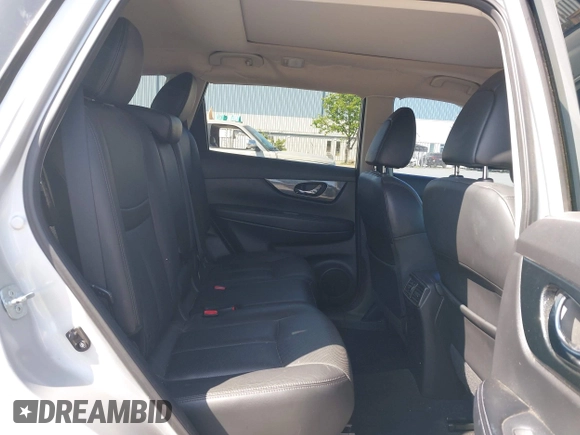 2015 Nissan Rogue SL with VIN 5N1AT2MV5FC865790, listed as a IAAI auction lot 42140295 with 127,782 mi miles. Bid and sale history available at carsss.com. Image 8.