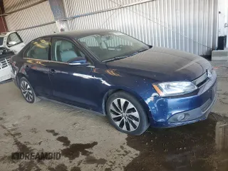 2013 Volkswagen Jetta Hybrid SE z VIN 3VW637AJ3DM303596, wystawiony jako Copart lot #82874934 z przebiegiem 56 601 mil mil oraz Szkoda całkowita • Salvage title. Historia ofert i sprzedaży dostępna na DreamBid. Obrazek 4.