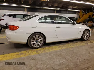 2011 BMW 3 Series 328i xDrive z VIN WBAKF3C57BE567244, wystawiony jako Copart lot #43366365 z przebiegiem 136 886 mil mil oraz Szkody całkowita. Historia ofert i sprzedaży dostępna na DreamBid. Obrazek 3.