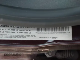 2019 Maserati Ghibli z VIN ZAM57YSL8K1312731, wystawiony jako IAAI lot #42240495 z przebiegiem 31 822 mil mil oraz . Historia ofert i sprzedaży dostępna na DreamBid. Obrazek 9.