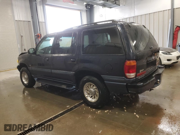 2001 Mercury Mountaineer with VIN 4M2ZU86P51UJ01568, listed as a Copart auction lot 81923284 with 150,079 mi miles and Clean title. Bid and sale history available at DreamBid. Image 2.