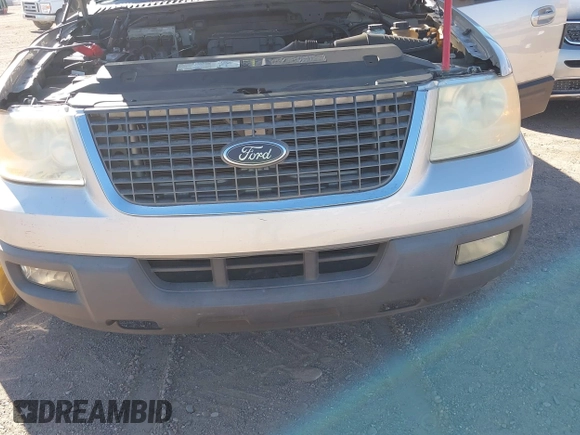 2006 Ford Expedition Special Service with VIN 1FMPU15596LA24054, listed as a IAAI auction lot 41392864 with 187,927 mi miles. Bid and sale history available at carsss.com. Image 6.