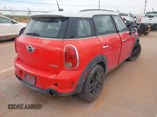 2012 MINI Countryman S with VIN WMWZC3C53CWL84863, listed as a IAAI auction lot 42593807 with Not provided miles and . Bid and sale history available at DreamBid. Image 4.