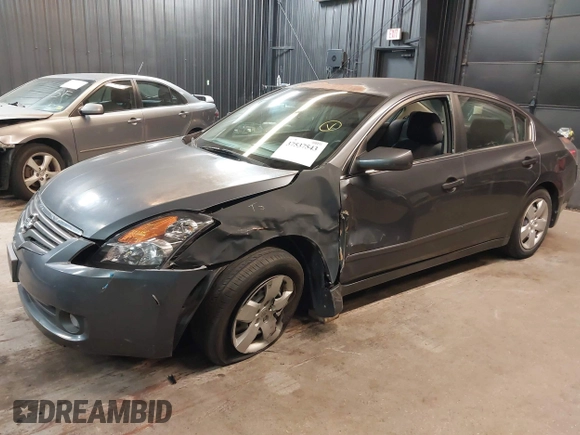 2008 Nissan Altima 2.5 S with VIN 1N4AL21E28C214070, listed as a IAAI auction lot 37537543 with 30,659 mi miles. Bid and sale history available at carsss.com. Image 6.