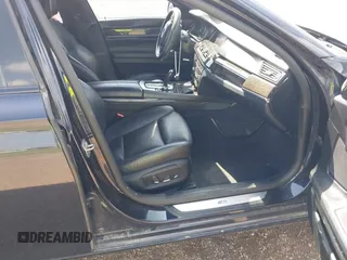 2013 BMW 7 Series 750Li с VIN WBAYE8C5XDD132351, выставлен на аукционе IAAI как лот 42229382 с пробегом 145 088 миль миль и . История ставок и продаж доступна на DreamBid. Изображение 5.