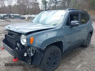 2017 Jeep Renegade Trailhawk z VIN ZACCJBCB5HPF24639, wystawiony jako IAAI lot #42041419 z przebiegiem 80 472 mil mil oraz . Historia ofert i sprzedaży dostępna na DreamBid. Obrazek 18.