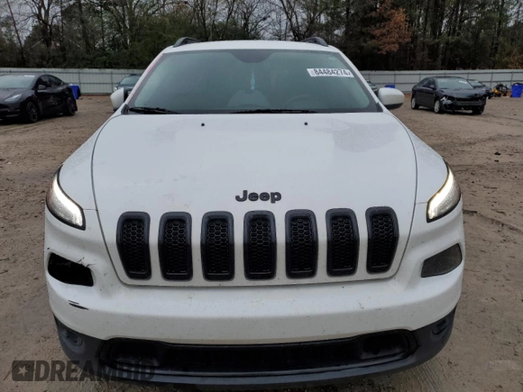 2018 Jeep Cherokee Latitude with VIN 1C4PJLCBXJD554084, listed as a Copart auction lot 84484274 with 133,937 mi miles and Salvage Title. Bid and sale history available at DreamBid. Image 5.