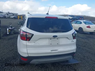 2017 Ford Escape SE with VIN 1FMCU9G97HUE98112, listed as a IAAI auction lot 41681438 with 71,837 mi miles. Bid and sale history available at carsss.com. Image 16.