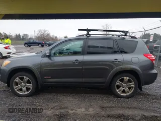 2011 Toyota RAV4 Sport with VIN JTMRF4DV6B5041306, listed as a IAAI auction lot 42017233 with 176,909 mi miles. Bid and sale history available at carsss.com. Image 14.