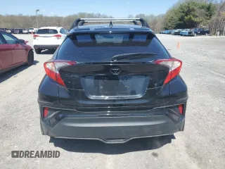 2022 Toyota C-HR XLE z VIN NMTKHMBX5NR141457, wystawiony jako Copart lot #52580545 z przebiegiem 29 345 mil mil oraz Szkody całkowita. Historia ofert i sprzedaży dostępna na DreamBid. Obrazek 6.