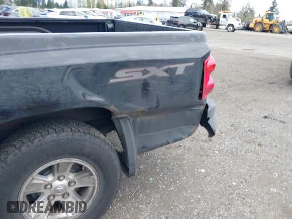 2008 Dodge Dakota с VIN 1D7HW32KX8S560888, выставлен на аукционе IAAI как лот 42025097 с пробегом 46 639 миль миль и . История ставок и продаж доступна на DreamBid. Изображение 6.