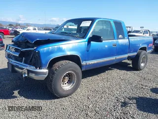 1997 Chevrolet Silverado 1500 with VIN 2GCEK19R8V1141126, listed as a IAAI auction lot 41714771 with 261,347 mi miles and . Bid and sale history available at DreamBid. Image 18.
