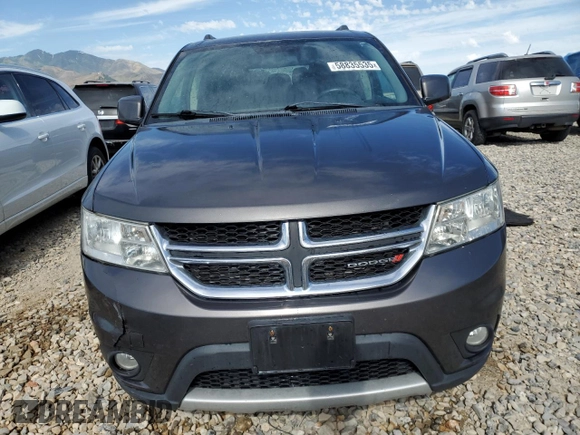 2015 Dodge Journey SXT with VIN 3C4PDDBG2FT684520, listed as a Copart auction lot 58835535 with 101,763 mi miles and Salvage title. Bid and sale history available at DreamBid. Image 5.