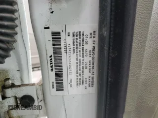 2005 Volvo S60 с VIN YV1RS592652462152, выставлен на аукционе Copart как лот 51055495 с пробегом 117 631 миль миль и Списание • Salvage title. История ставок и продаж доступна на DreamBid. Изображение 12.