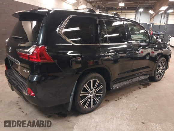 2021 Lexus LX 570 z VIN JTJDY7AX0M4352294, wystawiony jako IAAI lot #42341156 z przebiegiem 18 398 mil mil oraz . Historia ofert i sprzedaży dostępna na DreamBid. Obrazek 4.