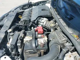 2019 Nissan Sentra SV z VIN 3N1AB7AP6KY203229, wystawiony jako IAAI lot #43071124 z przebiegiem 163 601 mil mil oraz . Historia ofert i sprzedaży dostępna na DreamBid. Obrazek 19.