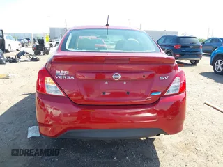 2015 Nissan Versa SV with VIN 3N1CN7AP7FL889199, listed as a IAAI auction lot 41968003 with 97,837 mi miles. Bid and sale history available at carsss.com. Image 17.