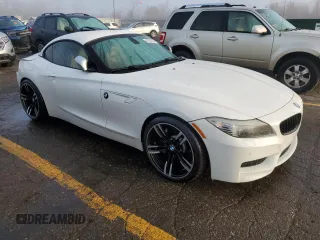 2011 BMW Z4 sDrive35is with VIN WBALM1C55BE393706, listed as a Copart auction lot 81055784 with 87,901 mi miles and Clean Title. Bid and sale history available at carsss.com. Image 4.