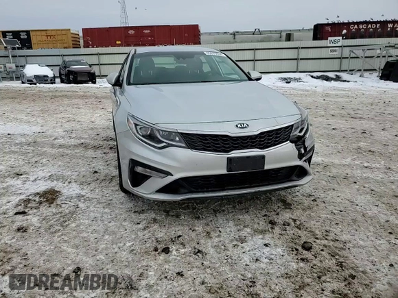 2020 Kia Optima LX with VIN 5XXGT4L38LG381795, listed as a Copart auction lot 85675534 with 84,128 mi miles and Salvage Title. Bid and sale history available at carsss.com. Image 10.