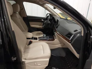 2018 Audi Q5 Prestige z VIN WA1CNAFY8J2144431, wystawiony jako IAAI lot #42100177 z przebiegiem 50 606 mil mil oraz . Historia ofert i sprzedaży dostępna na DreamBid. Obrazek 5.
