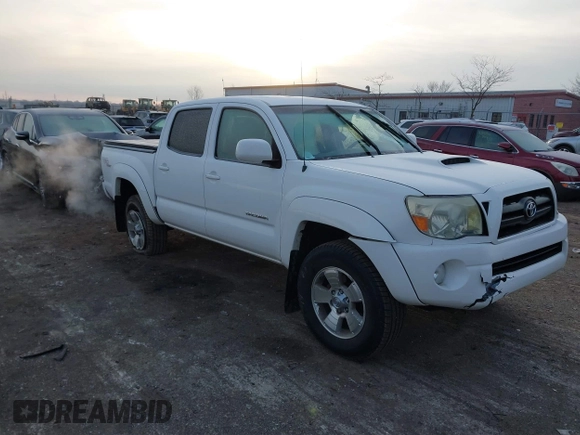 2006 Toyota Tacoma PreRunner z VIN 5TEJU62N06Z284114, wystawiony jako IAAI lot #41285658 z przebiegiem 92 160 mil mil oraz . Historia ofert i sprzedaży dostępna na DreamBid. Obrazek 1.