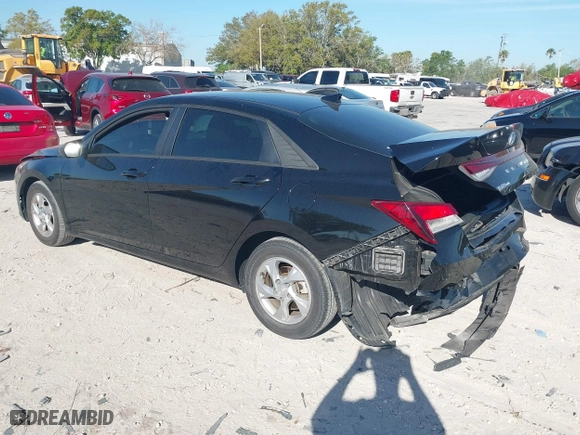 2021 Hyundai Elantra SE with VIN KMHLL4AG1MU123565, listed as a IAAI auction lot 41807345 with 57,240 mi miles. Bid and sale history available at carsss.com. Image 3.