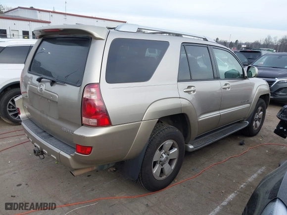 2004 Toyota 4Runner Limited with VIN JTEBU17R140041553, listed as a IAAI auction lot 41346360 with 1 mi miles. Bid and sale history available at carsss.com. Image 4.