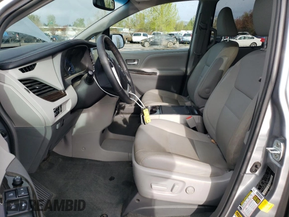 2017 Toyota Sienna XLE with VIN 5TDDZ3DC4HS168570, listed as a Copart auction lot 50559855 with 73,351 mi miles and Salvage title. Bid and sale history available at DreamBid. Image 7.