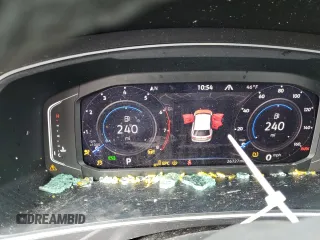 2024 Volkswagen Tiguan SEL R-Line с VIN 3VV4B7AX2RM031987, выставлен на аукционе Copart как лот 47734255 с пробегом 26 727 миль миль и Списание • Salvage title. История ставок и продаж доступна на DreamBid. Изображение 9.