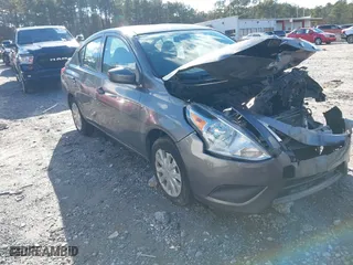 2019 Nissan Versa Sedan SV with VIN 3N1CN7AP9KL831055, listed as a IAAI auction lot 41068624 with 90,946 mi miles. Bid and sale history available at carsss.com. Image 1.