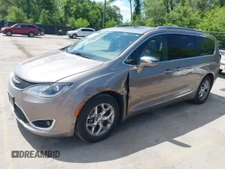 2017 Chrysler Pacifica Limited with VIN 2C4RC1GG9HR786079, listed as a IAAI auction lot 42331526 with 75,329 mi miles and . Bid and sale history available at DreamBid. Image 2.