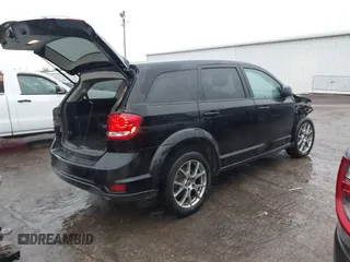 2018 Dodge Journey GT z VIN 3C4PDDEG1JT464158, wystawiony jako IAAI lot #41930602 z przebiegiem 111 954 mil mil oraz . Historia ofert i sprzedaży dostępna na DreamBid. Obrazek 4.