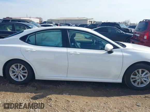 2025 Toyota Camry LE with VIN 4T1DAACK3SU529581, listed as a IAAI auction lot 41376433 with 5,283 mi miles and . Bid and sale history available at DreamBid. Image 13.