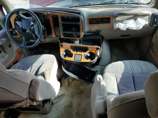 1997 Chevrolet Express Cargo z VIN 1GBFG15R6V1001646, wystawiony jako Copart lot #58242705 z przebiegiem 197 190 mil mil oraz Szkoda całkowita • Salvage title. Historia ofert i sprzedaży dostępna na DreamBid. Obrazek 8.