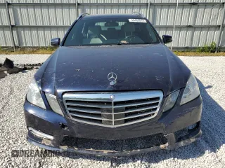 2013 Mercedes-Benz E 350 Luxury with VIN WDDHH8JB4DA737394, listed as a Copart auction lot 53459975 with 198,277 mi miles and Salvage title. Bid and sale history available at DreamBid. Image 5.