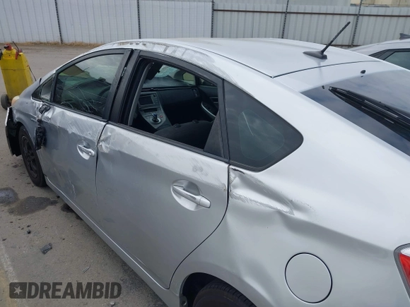 2013 Toyota Prius One with VIN JTDKN3DU3D5701505, listed as a IAAI auction lot 42040738 with 172,628 mi miles and . Bid and sale history available at DreamBid. Image 14.