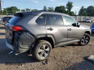 2022 Toyota RAV4 XLE with VIN 2T3P1RFV3NC265955, listed as a Copart auction lot 61557265 with 46,767 mi miles and Salvage title. Bid and sale history available at DreamBid. Image 3.