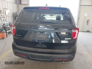 2018 Ford Police Interceptor Utility с VIN 1FM5K8AT5JGB19089, выставлен на аукционе IAAI как лот 42413153 с пробегом 122 665 миль миль и . История ставок и продаж доступна на DreamBid. Изображение 16.