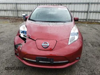 2015 Nissan LEAF SV with VIN 1N4AZ0CPXFC301245, listed as a Copart auction lot 45902623 with 75,831 mi miles. Bid and sale history available at carsss.com. Image 5.