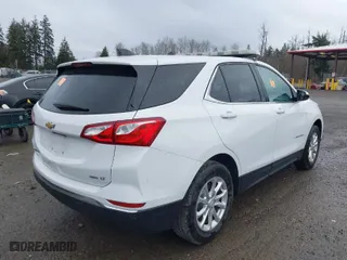 2020 Chevrolet Equinox LT with VIN 2GNAXUEV5L6127261, listed as a IAAI auction lot 41473837 with 200,744 mi miles. Bid and sale history available at carsss.com. Image 4.