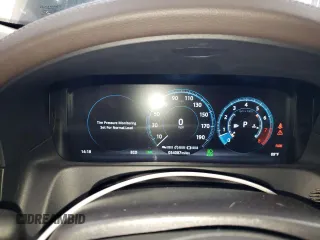 2017 Jaguar XF 35t Prestige with VIN SAJBK4BV3HCY27327, listed as a Copart auction lot 67068264 with 54,087 mi miles and Salvage Title. Bid and sale history available at carsss.com. Image 9.