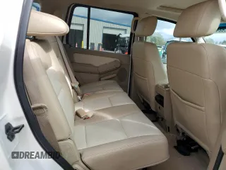 2008 Mercury Mountaineer Premier z VIN 4M2EU38E28UJ12342, wystawiony jako Copart lot #49154215 z przebiegiem 107 402 mil mil oraz Nie do naprawy • Non repairable. Historia ofert i sprzedaży dostępna na DreamBid. Obrazek 11.