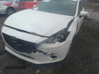 2014 Mazda 3 i Grand Touring with VIN JM1BM1W77E1186757, listed as a IAAI auction lot 32547091 with 120,789 mi miles and . Bid and sale history available at carsss.com. Image 6.