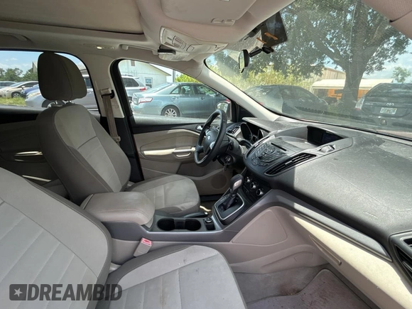 2013 Ford Escape SE with VIN 1FMCU9G95DUD25554, listed as a Copart auction lot 58242885 with Not provided miles and Clean title. Bid and sale history available at DreamBid. Image 5.