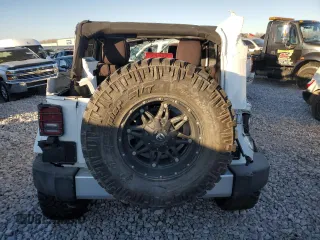 2018 Jeep Wrangler JK Unlimited Sahara with VIN 1C4BJWEG4JL888265, listed as a Copart auction lot 82708034 with 42,955 mi miles and Salvage Title. Bid and sale history available at carsss.com. Image 6.