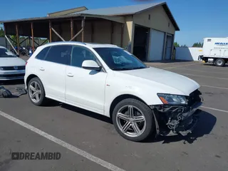 2012 Audi Q5 Premium Plus z VIN WA1DKBFP6CA108143, wystawiony jako IAAI lot #42224140 z przebiegiem 112 557 mil mil oraz . Historia ofert i sprzedaży dostępna na DreamBid. Obrazek 1.